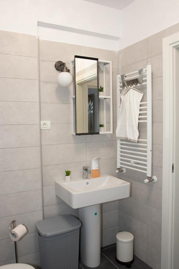 Lazo Two Room- Luxury Apartment Бухарест Экстерьер фото