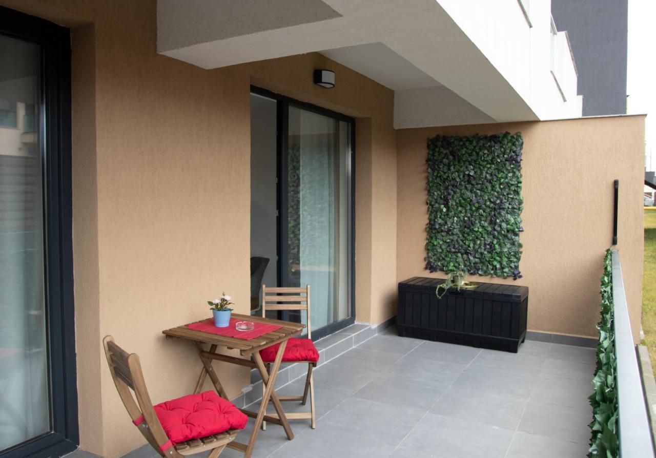 Lazo Two Room- Luxury Apartment Бухарест Экстерьер фото