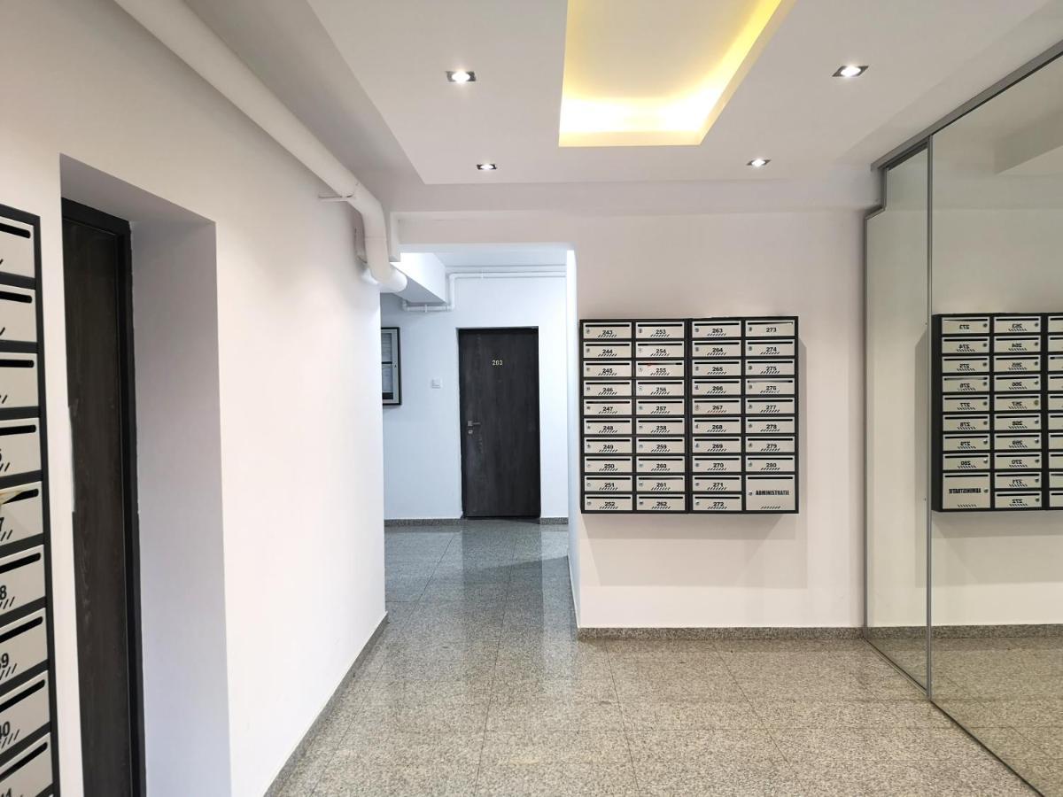 Lazo Two Room- Luxury Apartment Бухарест Экстерьер фото
