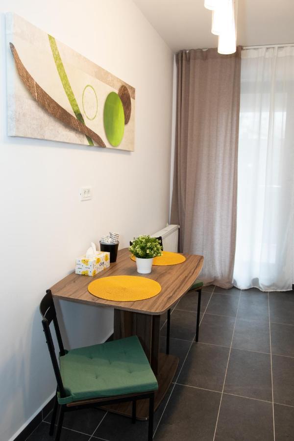 Lazo Two Room- Luxury Apartment Бухарест Экстерьер фото