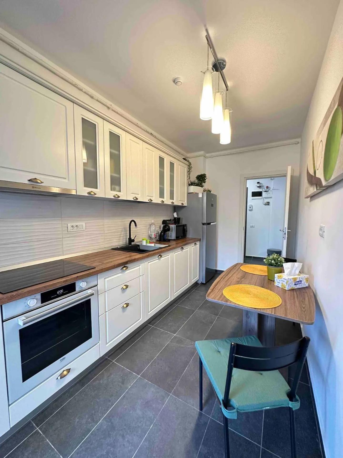 Lazo Two Room- Luxury Apartment Бухарест Экстерьер фото